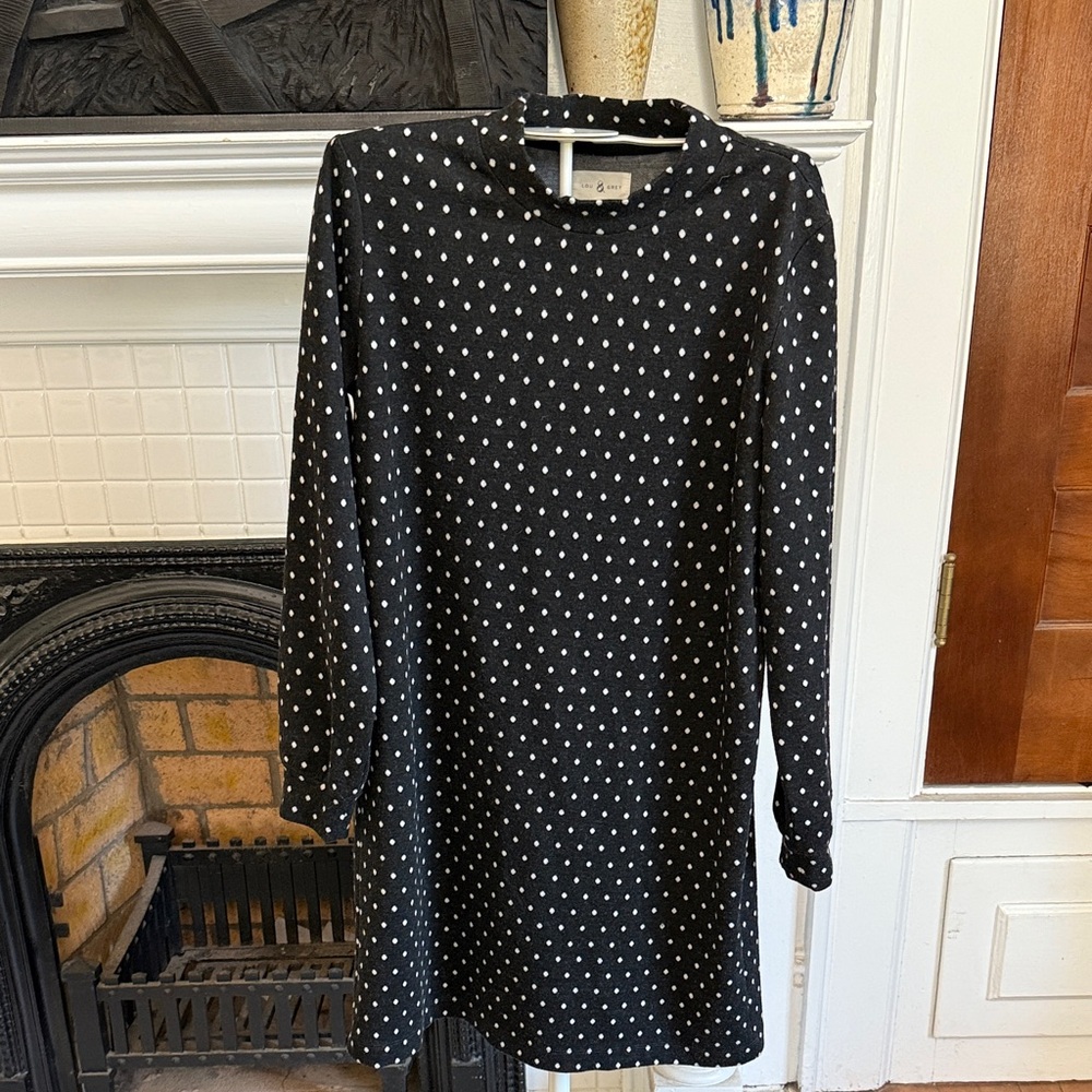 Lou & Grey  Polka‎ Dot  Knit Dress- worn about 2-3 times